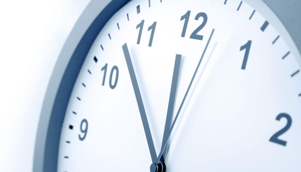 どれくらい転職に時間がかかるのかを解説する章の導入として視覚的にイメージしやすい時計の画像