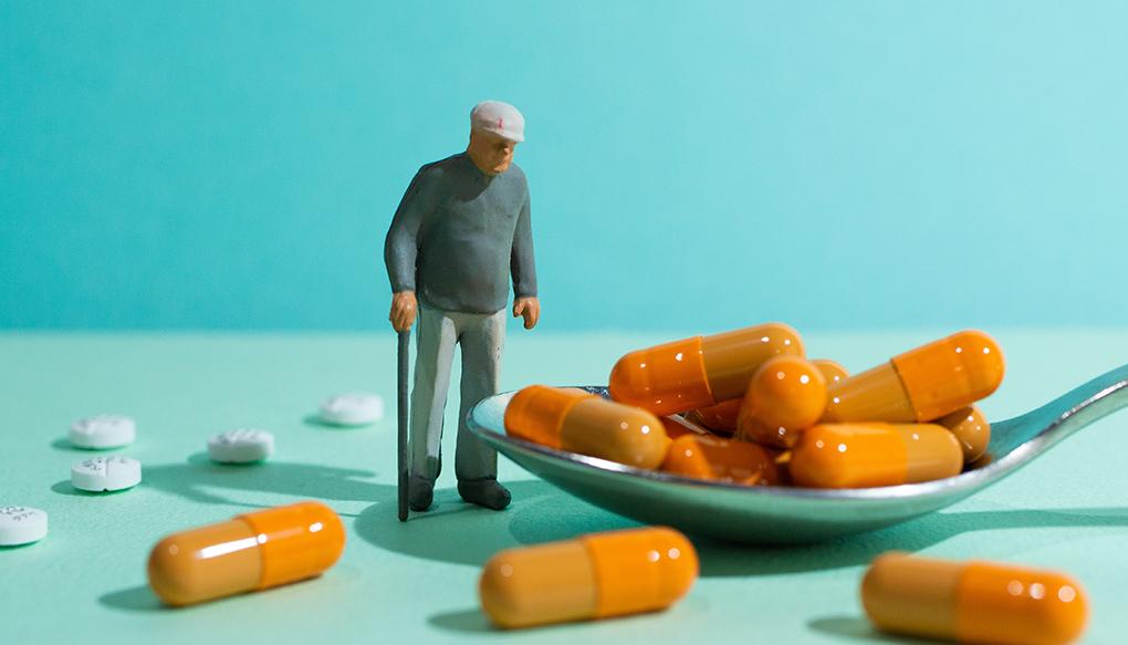 【医師向け】高齢者の薬物療法における注意点と対策―ポリファーマシー・相互作用のリスクをふまえた診療のヒント［2025年版］