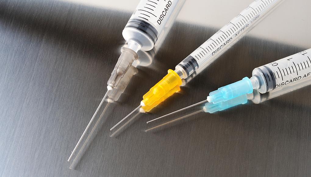 麻酔科医が使用する注射器