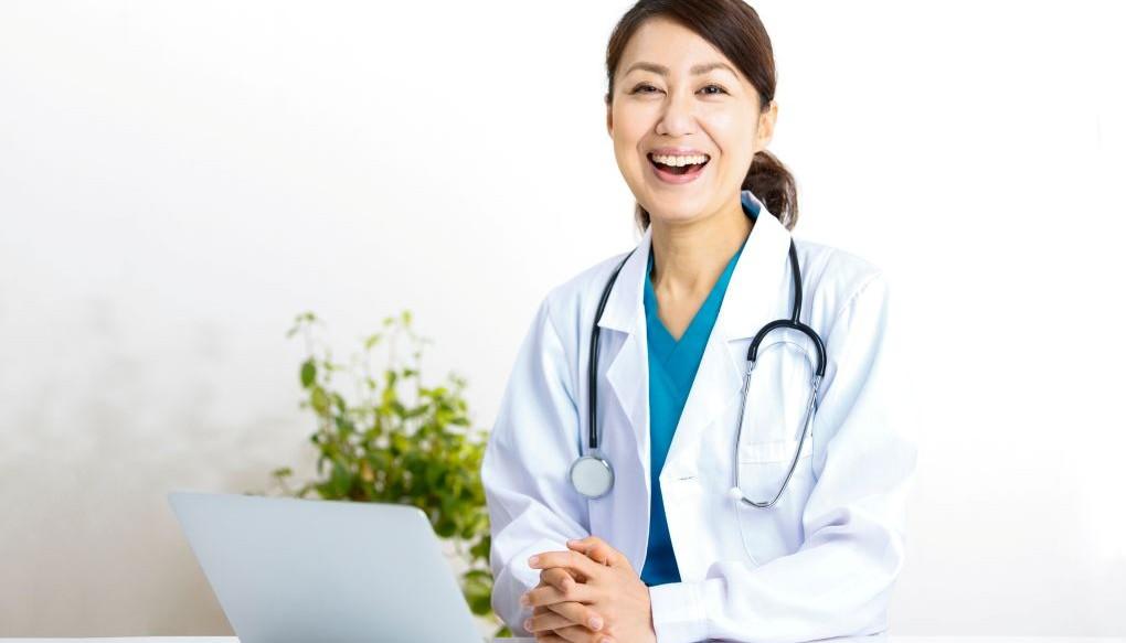 女性医師の写真